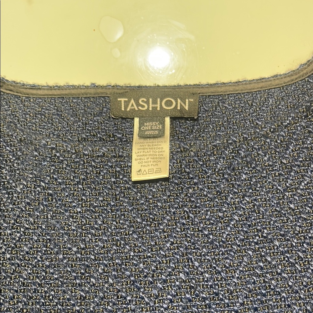 Blue and Brown Cape with Luxurious Fur Trim - Picture 6 of 6